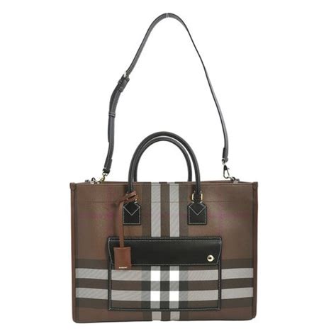 Medium Freya Tote in Dark birch brown .